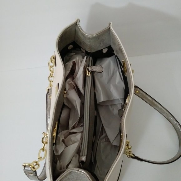 Anne Klein Shoulder Bag with Chain Handles Color Cream/Silver. - Picture 10 of 14